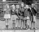 Вадим Опалин. Девчонки из Старой Руссы. 1967