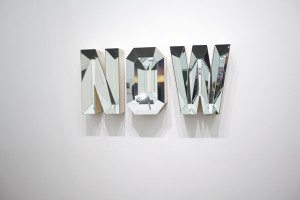 Дуг Айткен. Now. Стенд 303 Gallery (New York). Фото: Наталья Уразметова